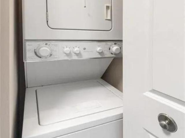 1 bedroom, Schaumburg IL 60194 105668007