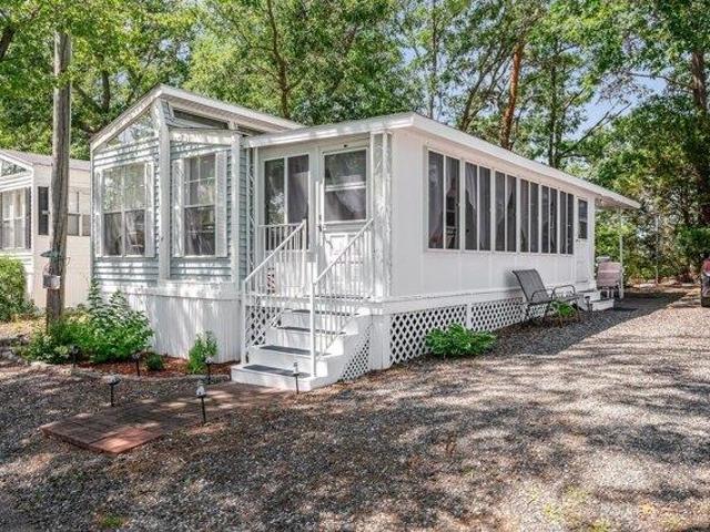 1 bedroom, Seabrook NH 03874 105516261