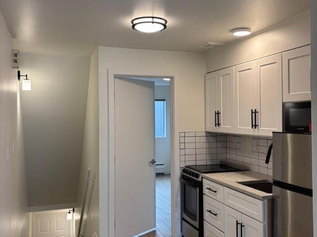 1 bedroom, Seattle WA 98102 103898429