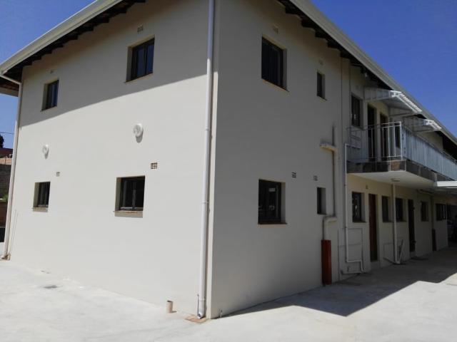 1 Bedroom Sectional Title To Let in Clare Estate
