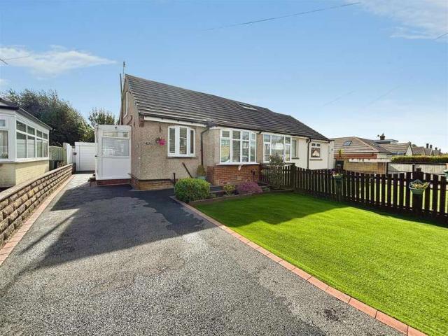 1 Bedroom Semi Detached Bungalow