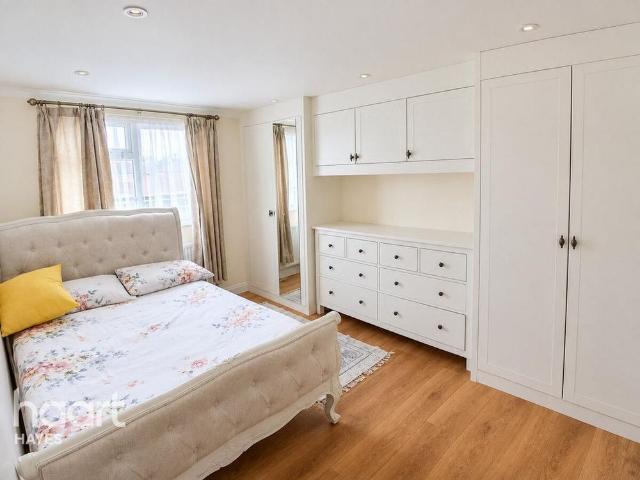 1 bedroom semi detached bungalow to rent
