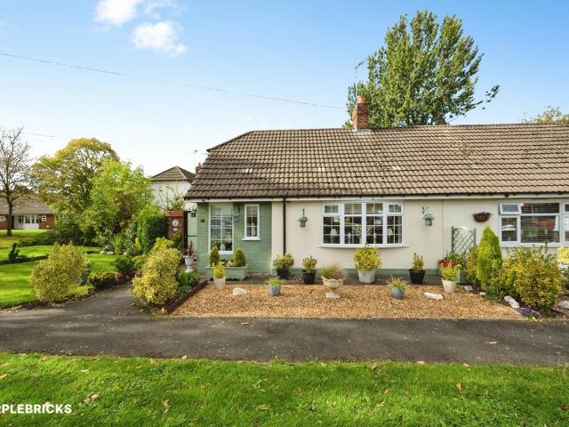 1 bedroom semi detached bungalow for sale