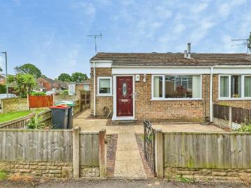 1 bedroom semi detached bungalow for sale