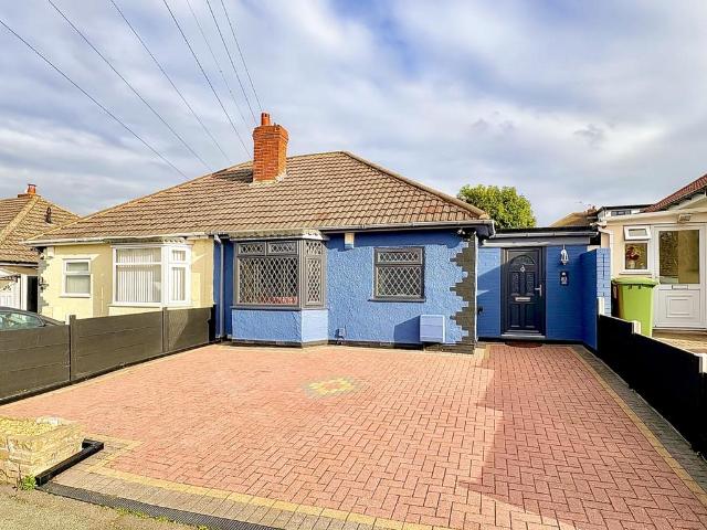 1 bedroom semi detached bungalow for sale