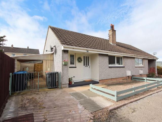 1 bedroom semi detached bungalow for sale