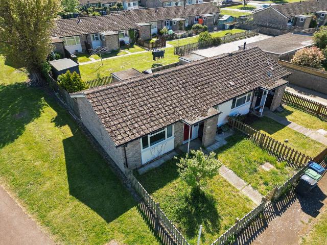 1 bedroom semi detached bungalow for sale