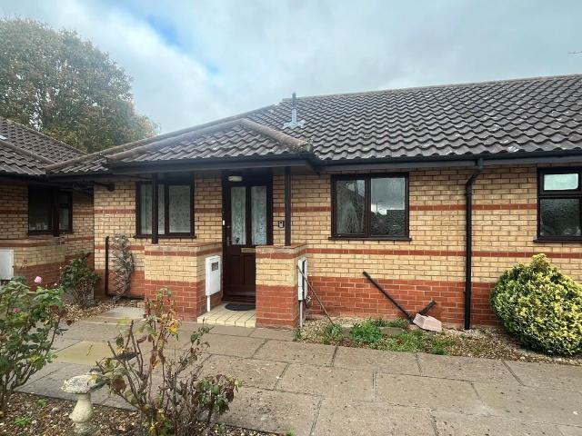 1 bedroom semi detached bungalow for sale