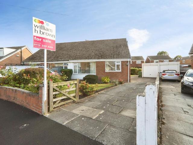 1 bedroom semi detached bungalow for sale
