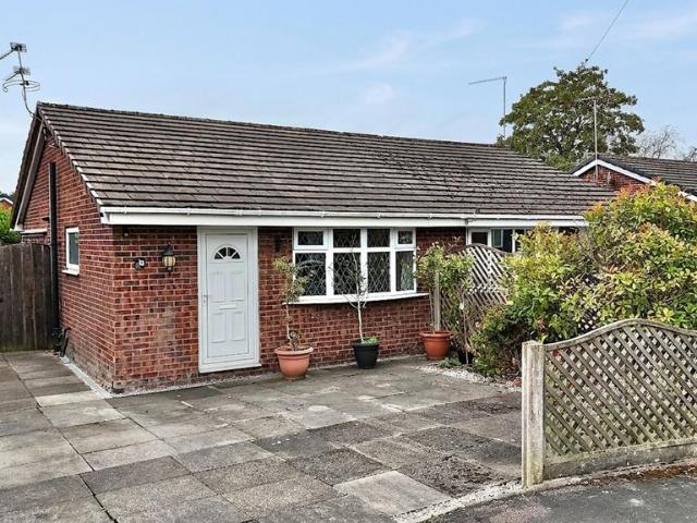 1 bedroom semi detached bungalow for sale