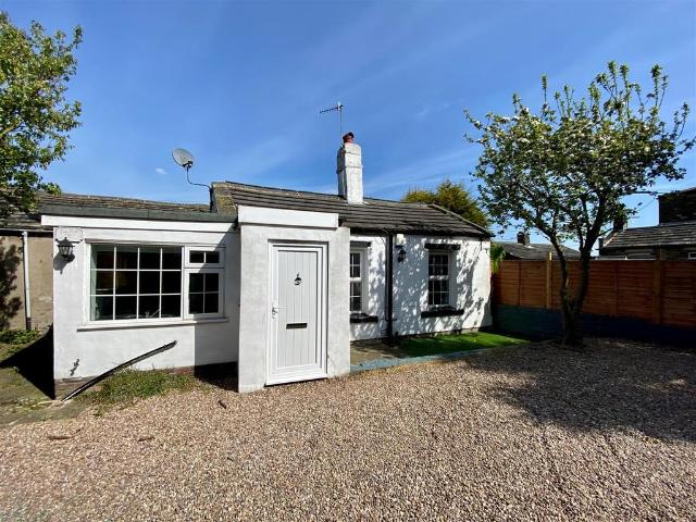 1 bedroom semi detached bungalow for sale