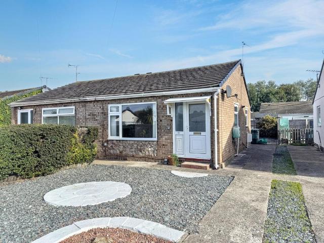 1 bedroom semi detached bungalow for sale