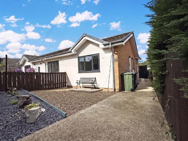 1 bedroom semi detached bungalow for sale