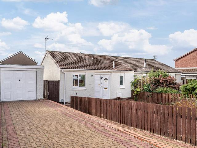 1 bedroom semi detached bungalow for sale