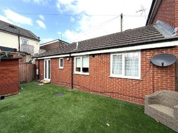 1 bedroom semi detached bungalow for sale