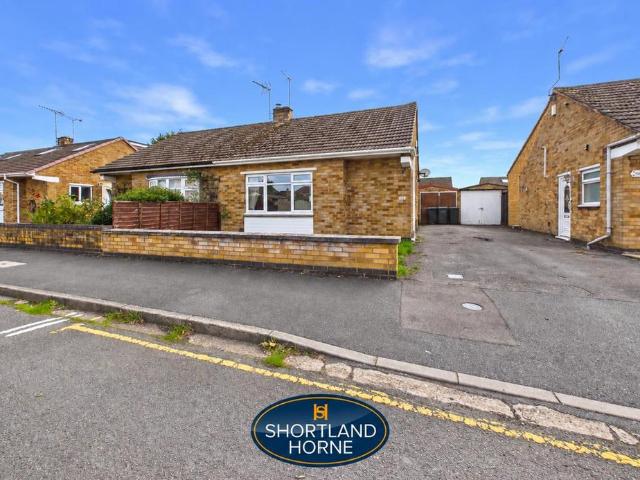 1 bedroom semi detached bungalow for sale