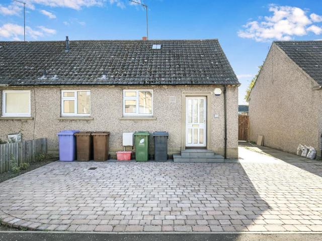 1 bedroom semi detached bungalow for sale
