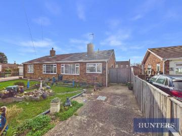 1 bedroom semi detached bungalow for sale