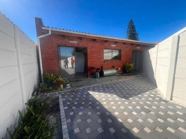 1 Bedroom semi detached cottage to rent in Ottery, Cape Town