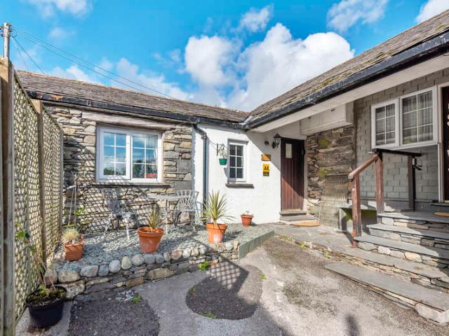 1 Bedroom Semi Detached House