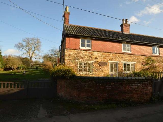 1 Bedroom Semi Detached House