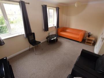 1 bedroom Semi detached house To Let