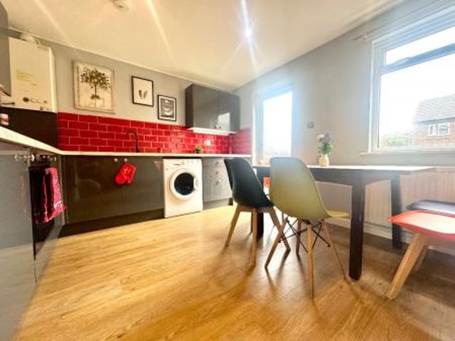 1 bedroom Semi detached house To Let