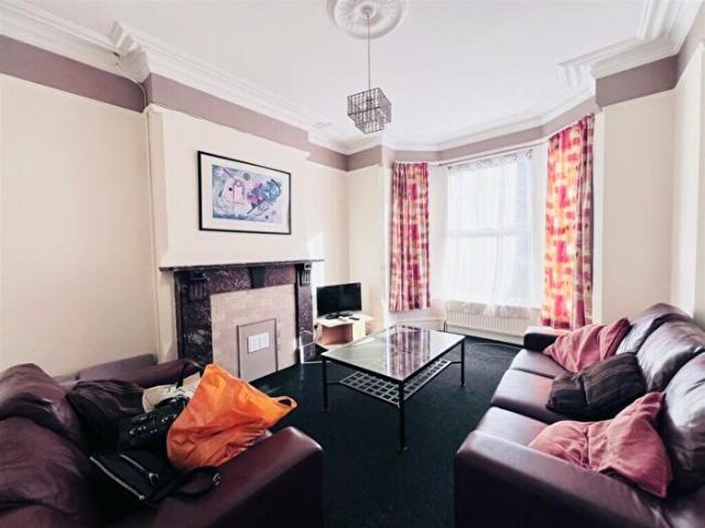 1 Bedroom Semi Detached House To Rent In Burford Road, Nottingham, NG7