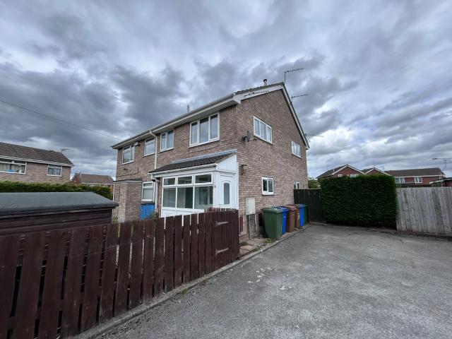 1 bedroom semi detached house to rent