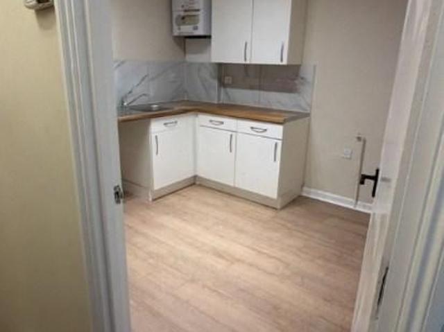 1 bedroom semi detached house to rent