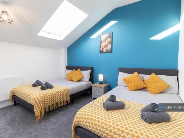 1 bedroom semi detached house to rent