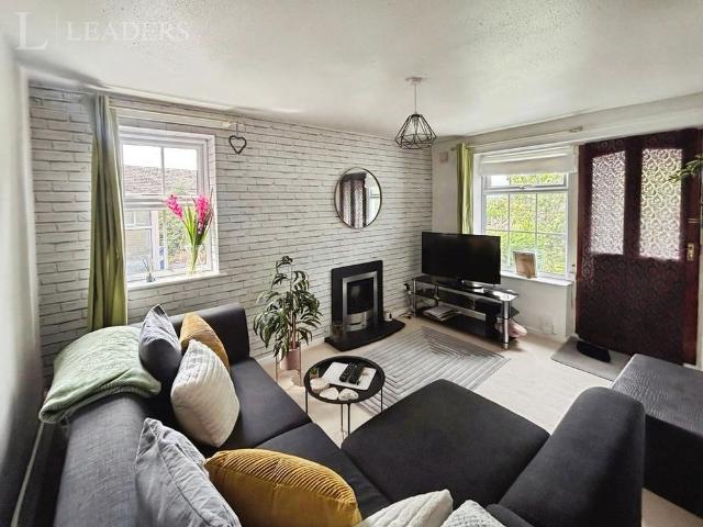 1 bedroom semi detached house to rent