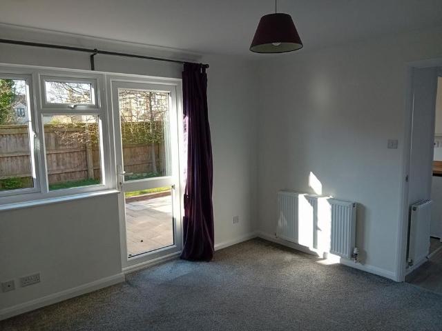 1 bedroom semi detached house to rent