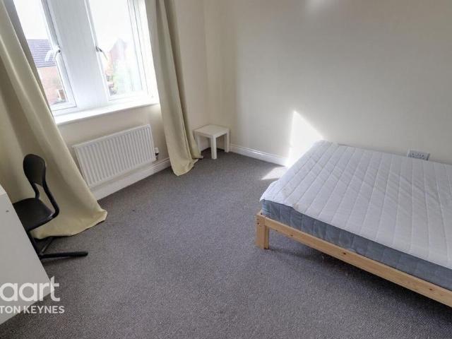 1 bedroom semi detached house to rent