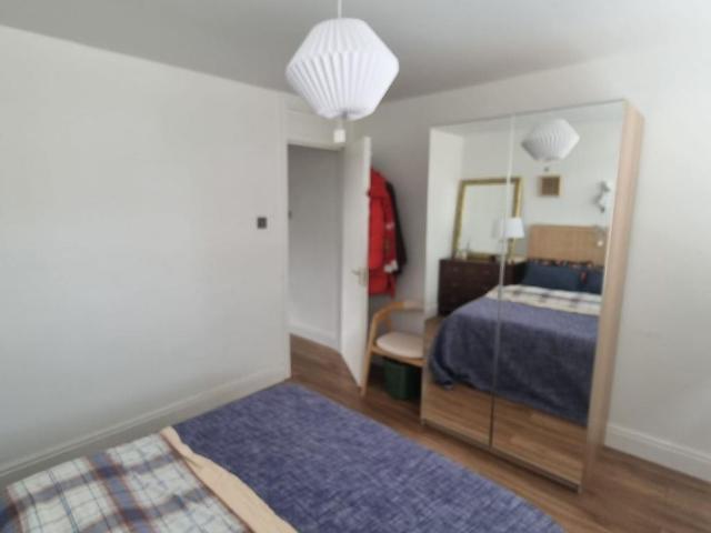 1 bedroom semi detached house to rent