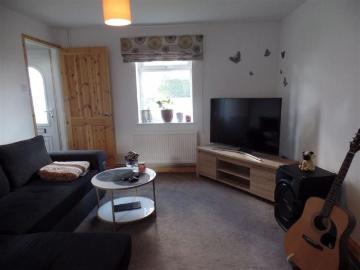1 bedroom semi detached house to rent
