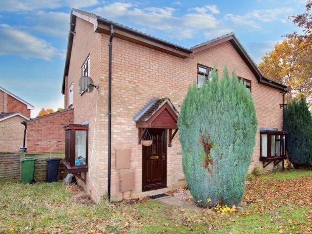 1 bedroom semi detached house to rent