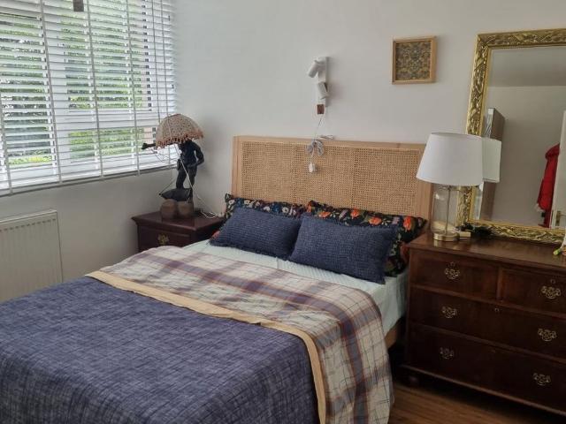 1 bedroom semi detached house to rent