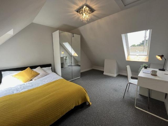 1 bedroom semi detached house to rent