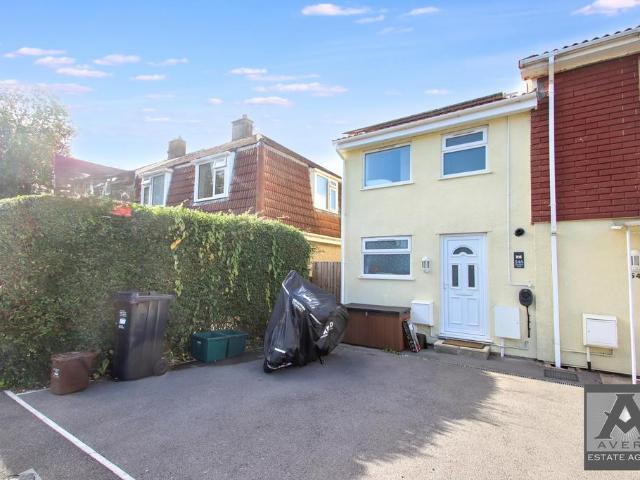 1 bedroom semi detached house to rent
