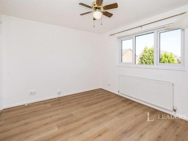 1 bedroom semi detached house to rent