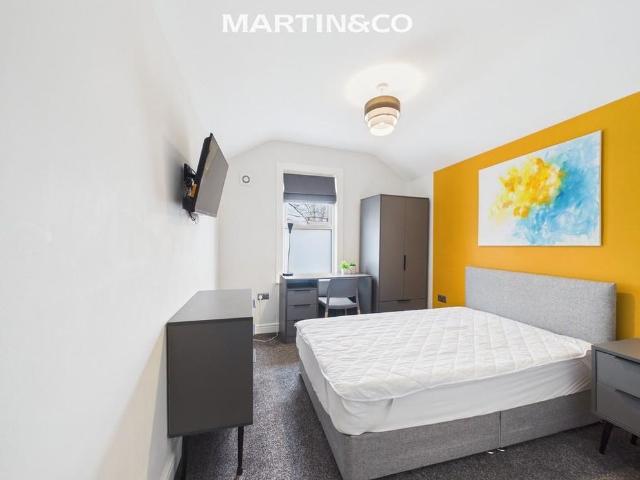 1 bedroom semi detached house to rent