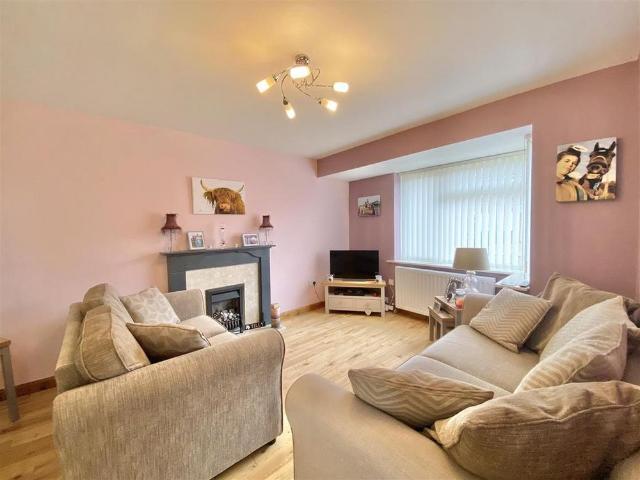 1 bedroom semi detached house to rent