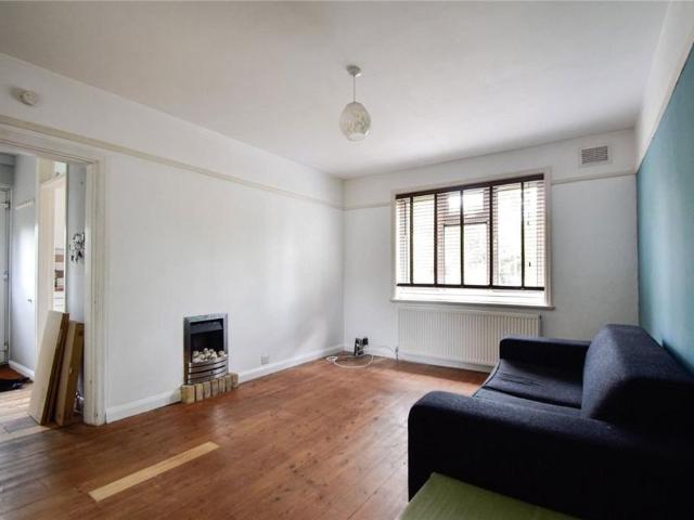 1 bedroom semi detached house to rent