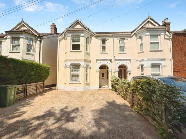 1 bedroom semi detached house to rent