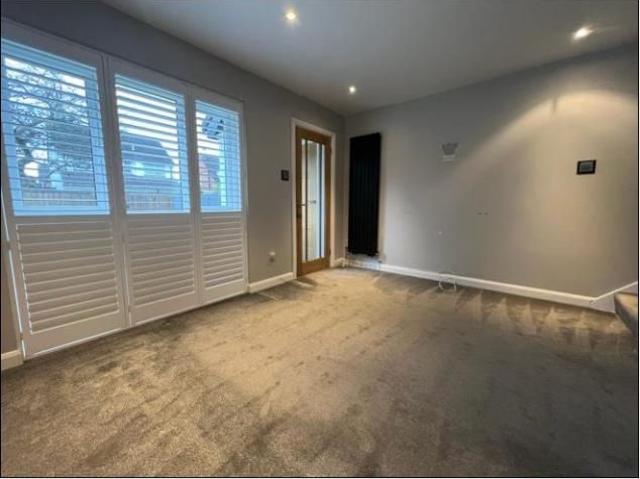 1 bedroom semi detached house to rent