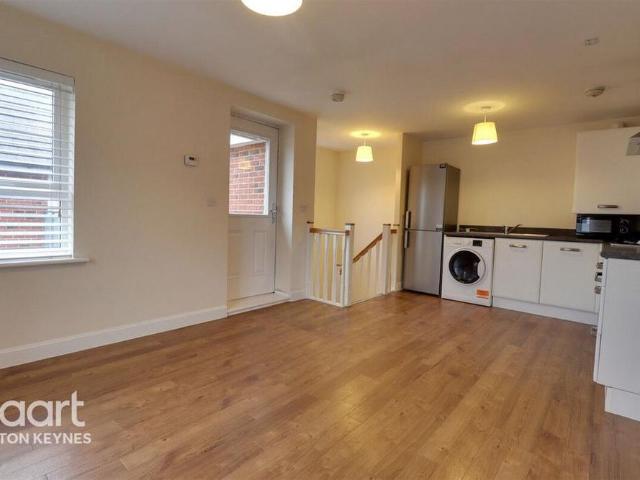 1 bedroom semi detached house to rent
