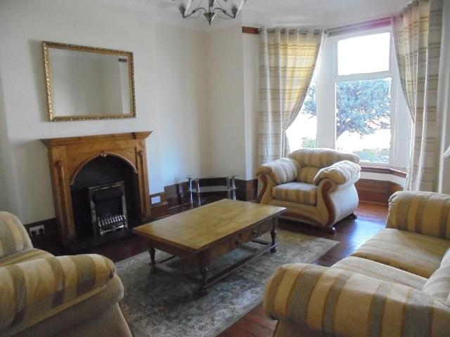 1 bedroom semi detached house to rent