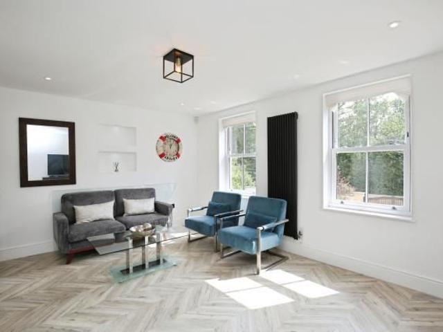 1 bedroom semi detached house to rent