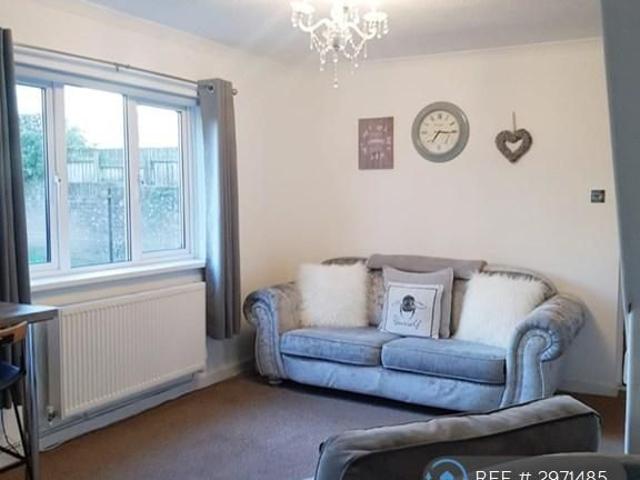 1 bedroom semi detached house to rent